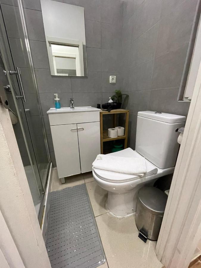 Antique M1 R1 - Amazing Double Room With Shared Bathroom In Marques Pombal Lisbon Exterior photo